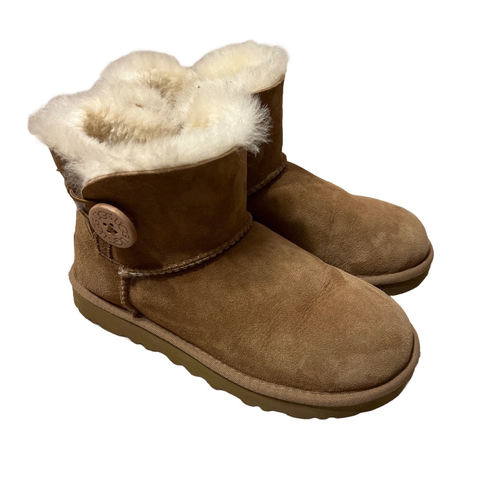 Ugg Mini Bailey Button Boots